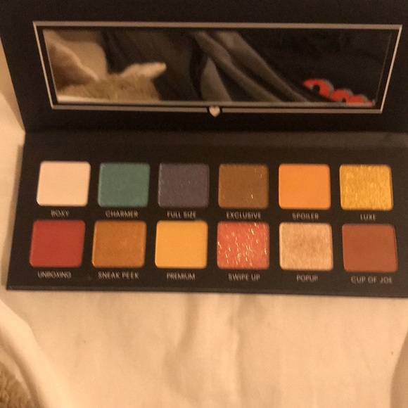 Eyeshadow pallets  blush and bronze duo